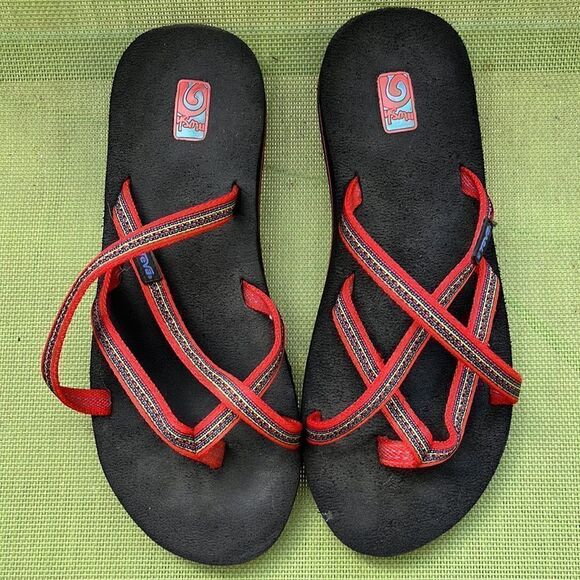 EXCELLENT CONDITION WOMEN’S SIZE 9 TEVA MULTI STRAP SANDALS - Picture 3 of 9